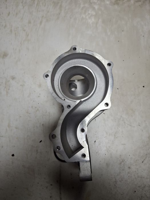 Копус крепления помпы.