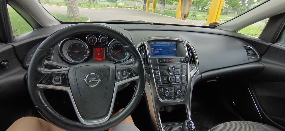 Opel Astra J 2010