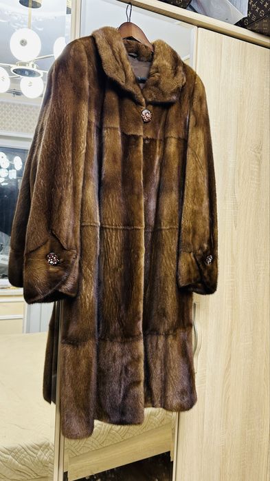 Продается Норковая шуба