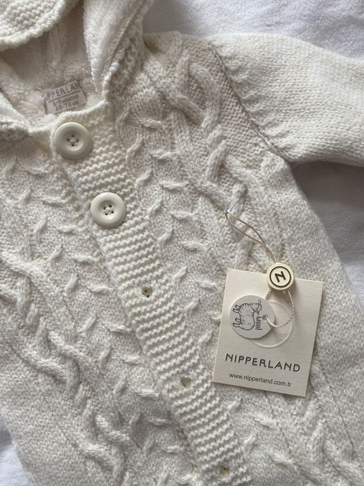 Вязаный комбинезон для малышей