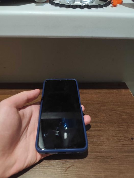 Tecno spark 9pro + чехол(потёртый)