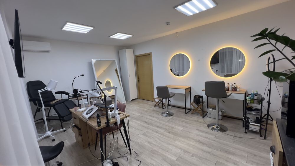 Сдам место для визажиста либо бровиста