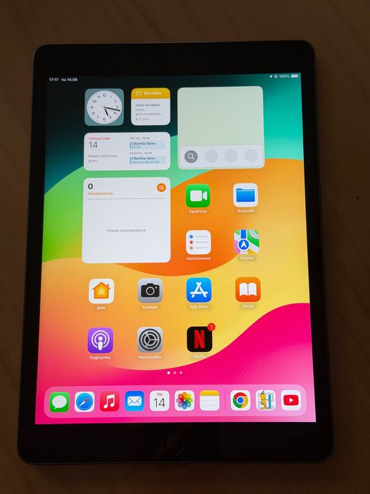 Ipad 9 64 GB в перфектно състояние и оригинална писалка