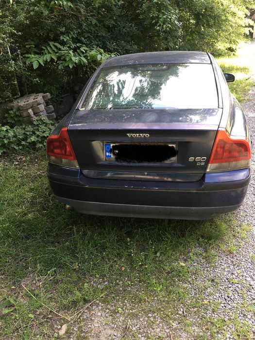 Волво S60 D5 т. син металик