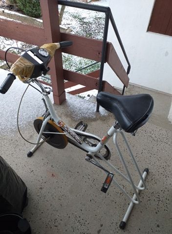 Старинен Велоергометър БАЛКАН с 10 степенно натоварване+километраж