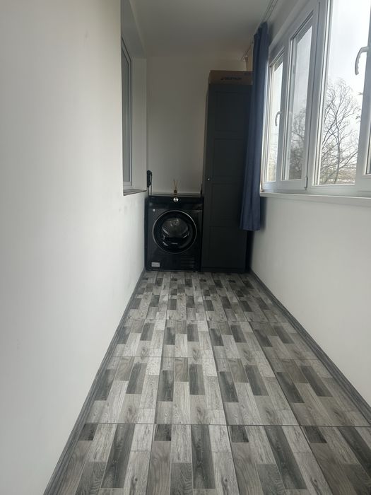Vand apartament 2 camere Militari-Gorjului