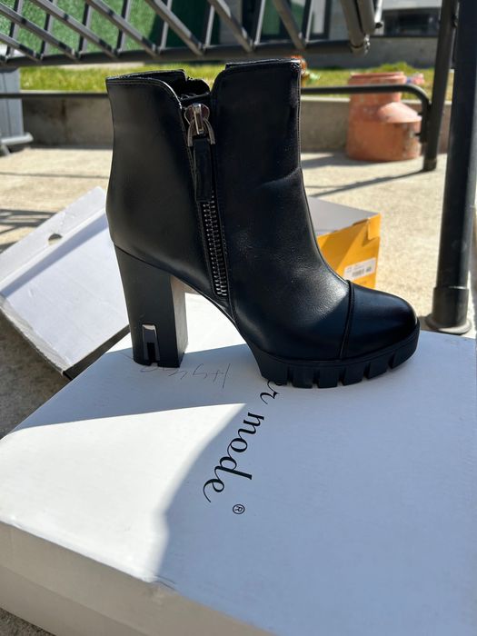 Нови зимни боти с платформа