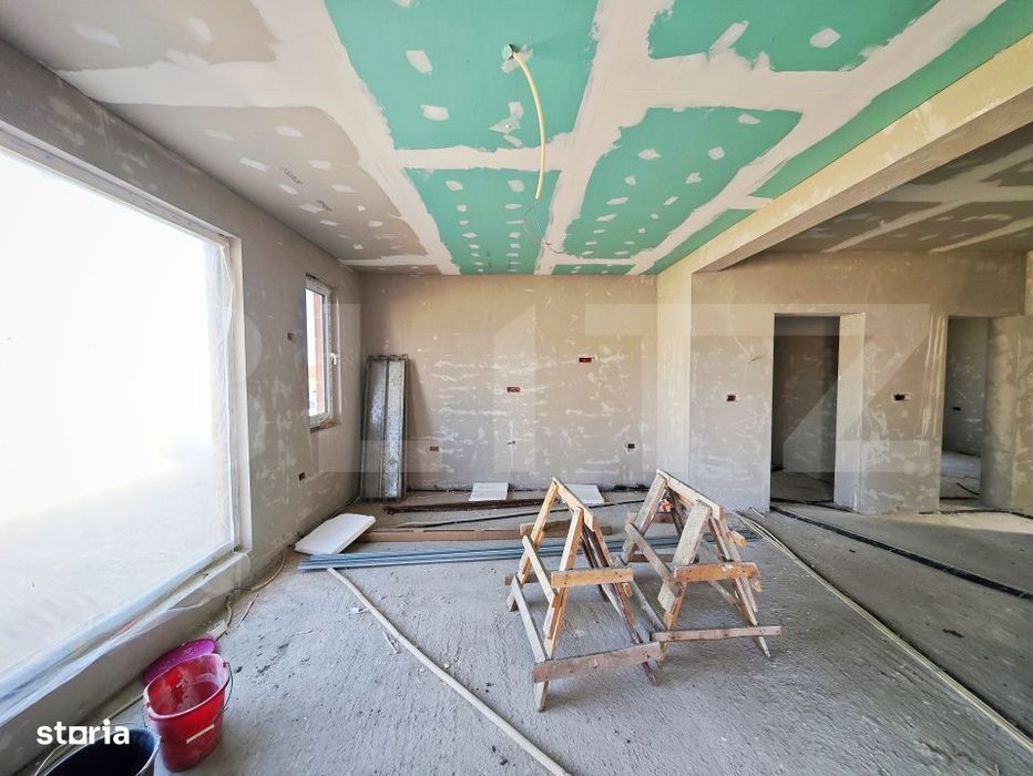 Casa rosu Osorhei | 553 mp | dublu front | potential mare