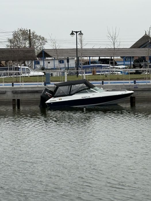 Mariah boat 5,6 m suzuki 2016 175hp, peridoc