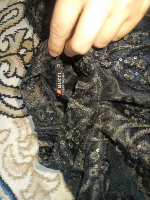 Vecherniy koʻylak M razmer