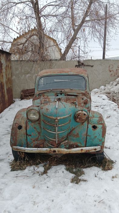 Москвич 401  ...