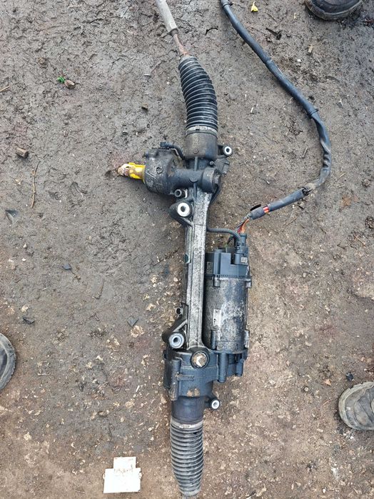 Рейка за части десен волан Mercedes W218 CLS кормилна рейка