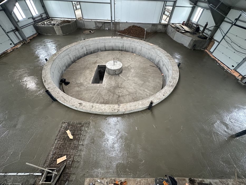 Бригада строителей