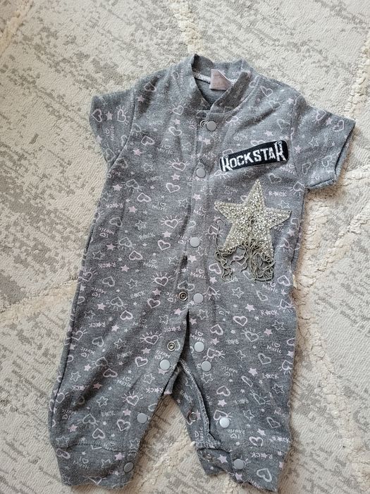 Одежда для маленькой девочки до 4 месяцев