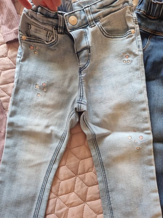 Якенца и дрешки за момиче