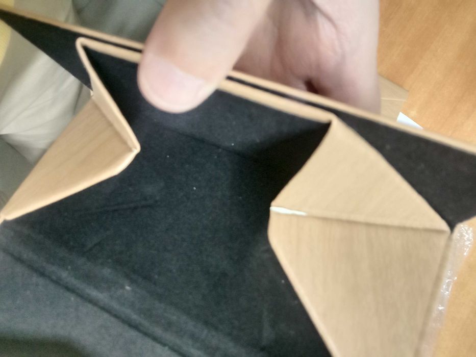 Твердые футляры для очков