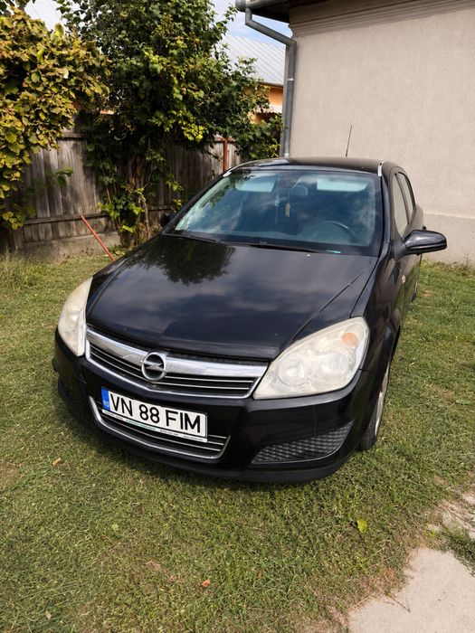 OPEL Astra H 2009 KM putini