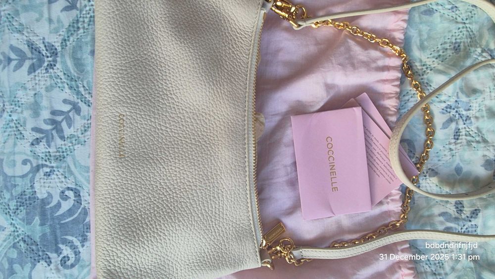 Нова дамска чанта Cocinelle