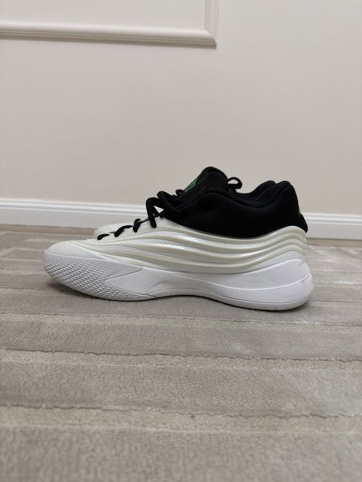 Кроссовки adidas оригинал новые