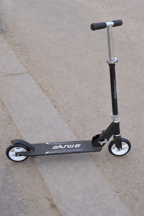 Продам Самокат в хорошем состоянии