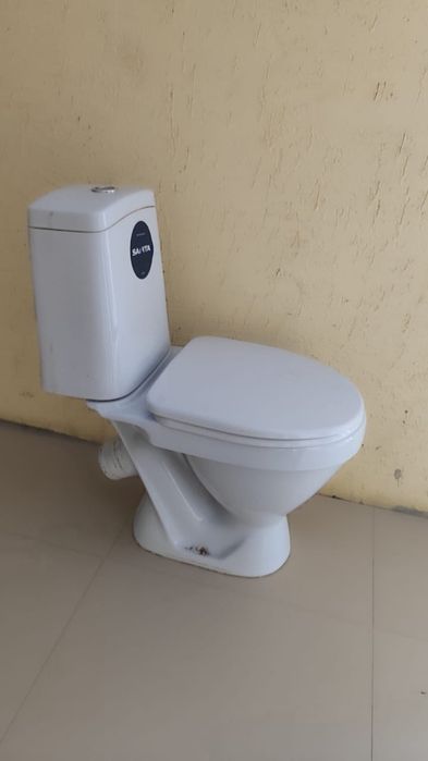 Унитаз в хорошем состоянии бу 10 тыс состоянии новой