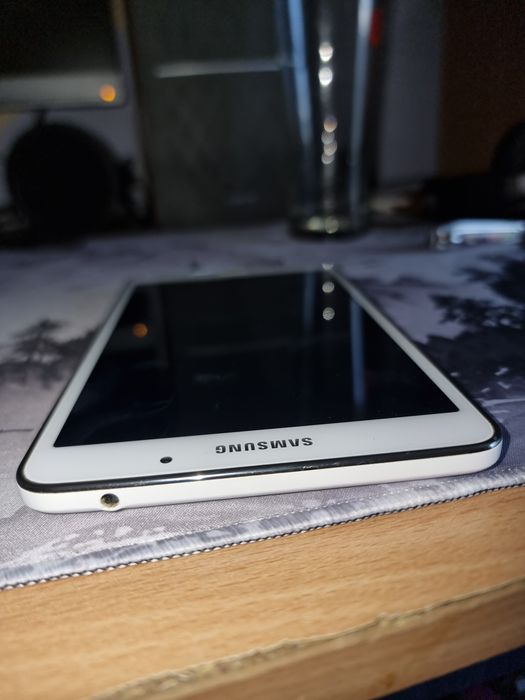 Samsung Galaxy tab 4 lite 7"