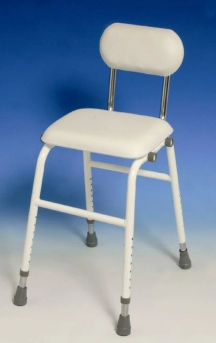 Scaun cu înălțime reglabilă