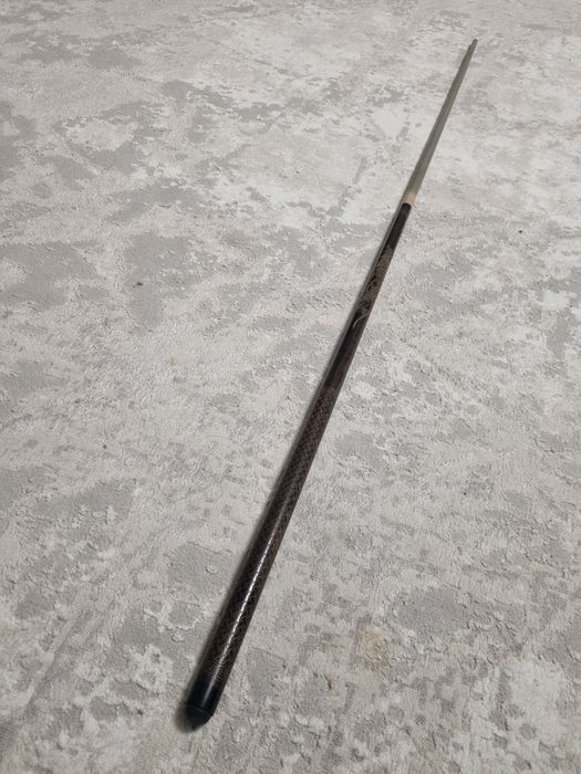 Кий бильярдный продается