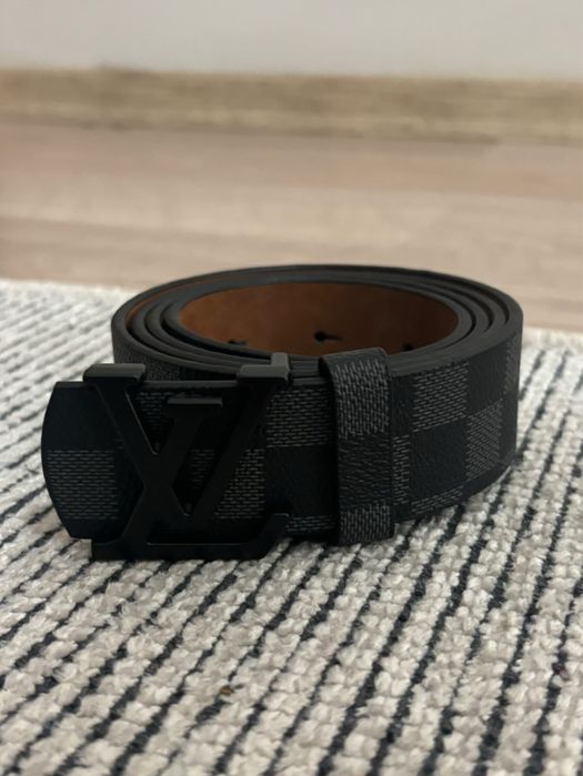 Колани на Louis Vuitton, Hermes, Diesel