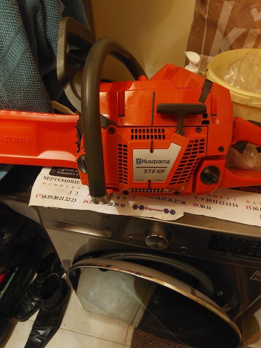 Tai lemne  cu drujba profesionala