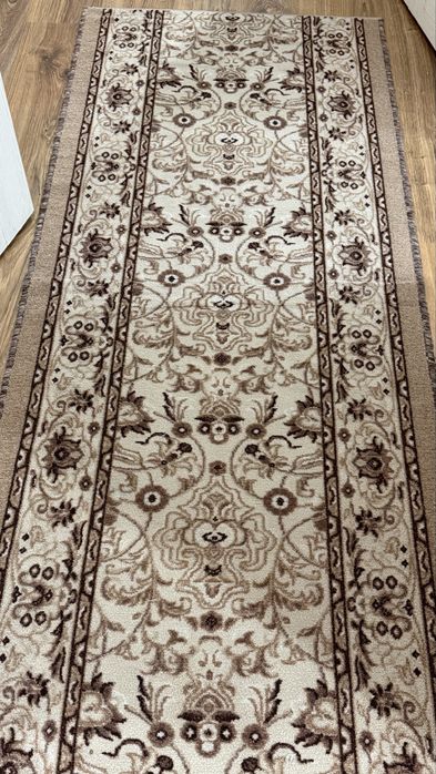 Продается дорожка в прихожую