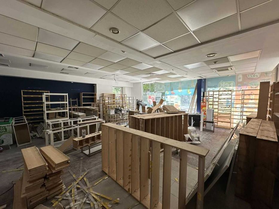 Дава се под наем Магазин в Пловдив, Кючук Париж - 157 кв.м за 2040 € - Снимка #2