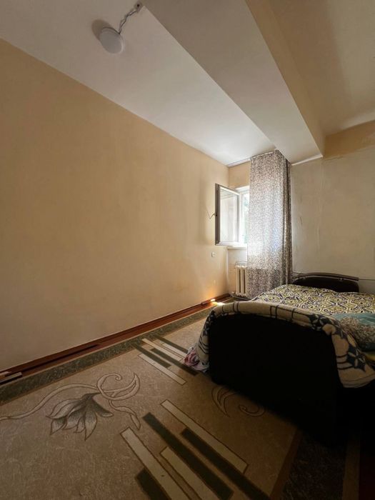 2в4/2/4 76м2 77-серия Дом Быта кирпич