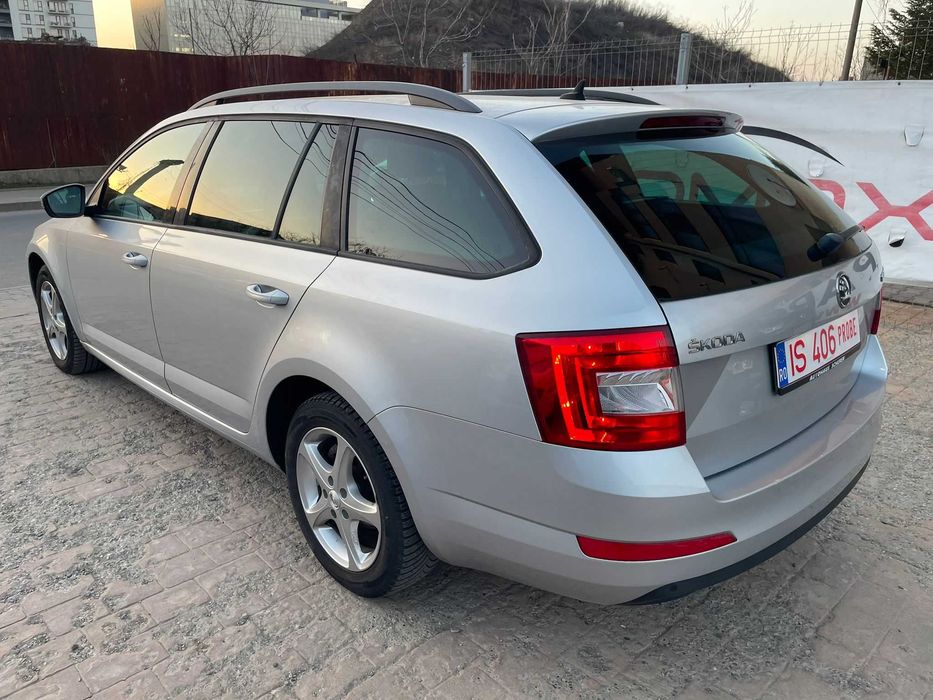 SKODA Octavia 2013 — imagine 3