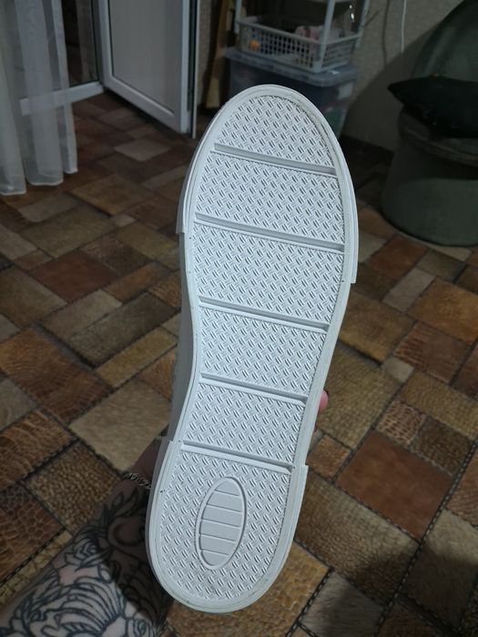 Продам обувь 39, 40 ,42  размера