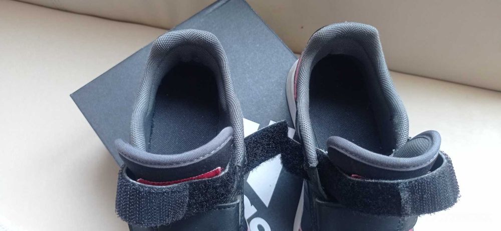 Mаратонки  ADIDAS SPORTSWEAR Switch 3 Lifestyle Running Hook and Loop