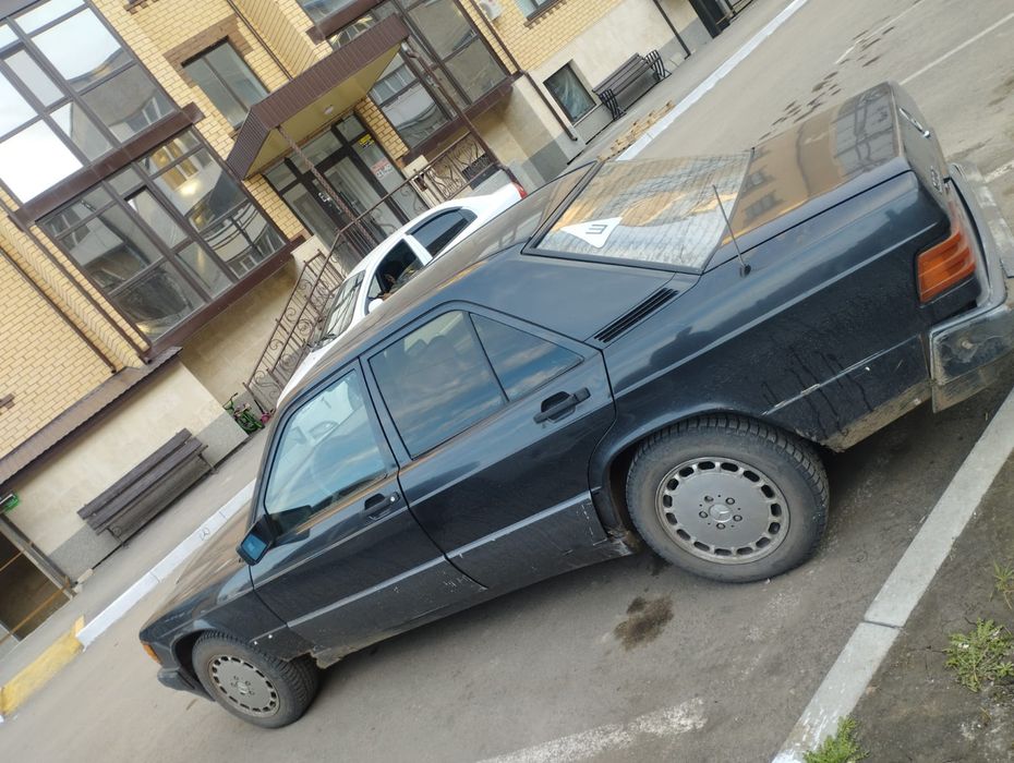 Продам Мерседес 190
