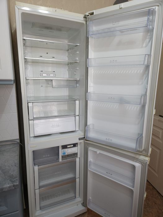 Продам холодильник