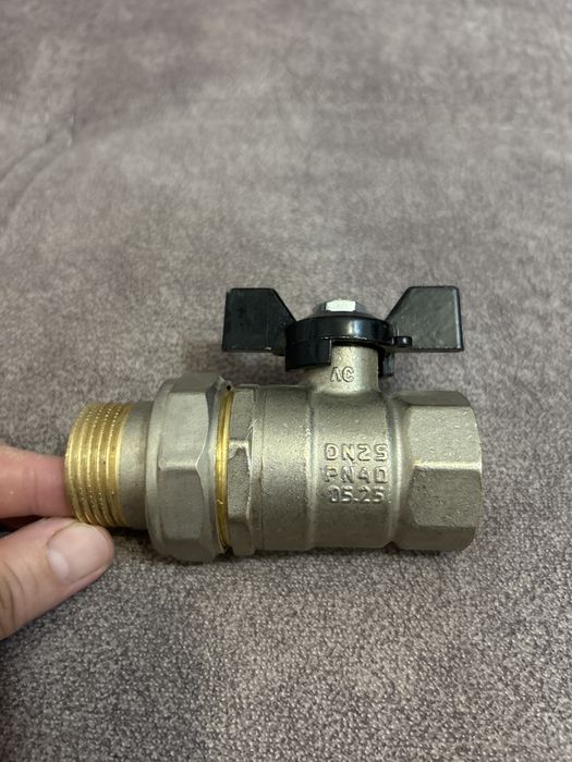 Кран шаровый Американка.