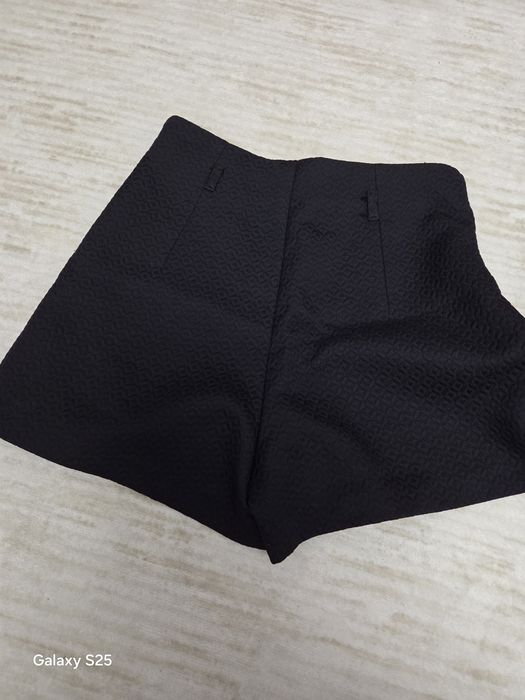 Pantaloni scurți zara,h&m