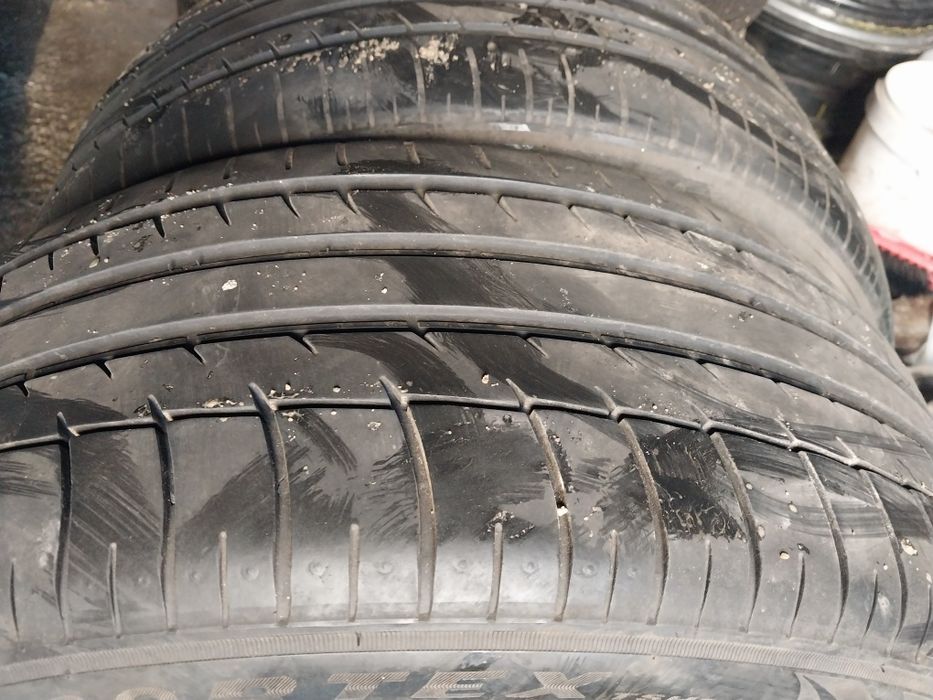 2 шины Triangle 215 50 R17.