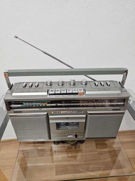 Radio Casetofon SHARP GF-5454 AKAI AJ-420 Stare perfectă
