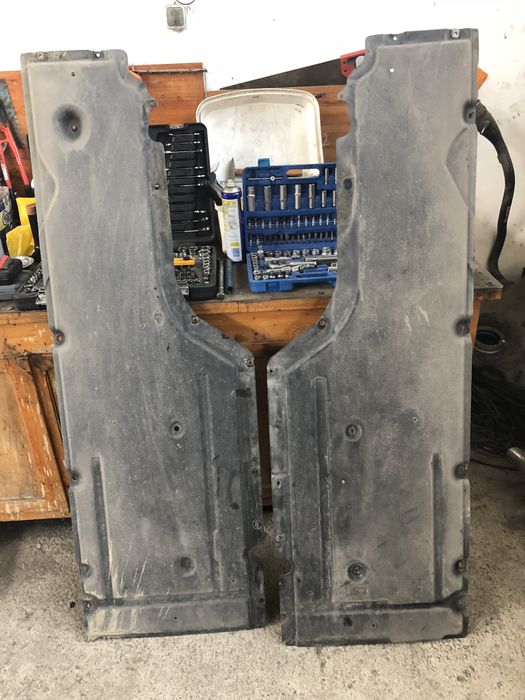 Странични кори под купето за Бмв Е60 Е61