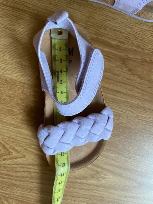 Săndalute H&M noi, mărimea 20-21 (interior 12,4 cm)