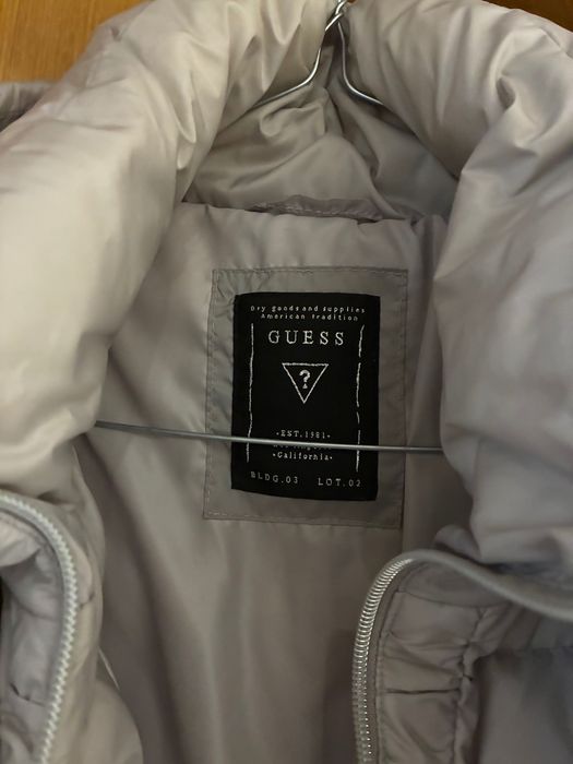 Дамско яке Guess, размер Хs, естествен пух