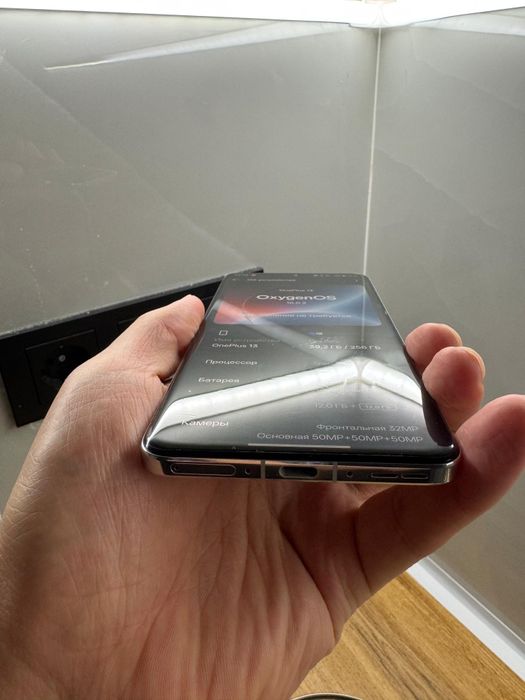 OnePlus 13 12/256 white