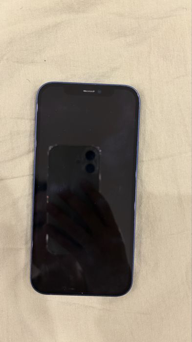 iPhone 12 продам