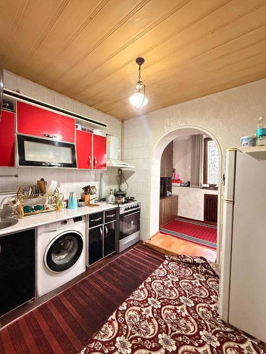 Uy sotiladi Yunusobod 4 kvartalda