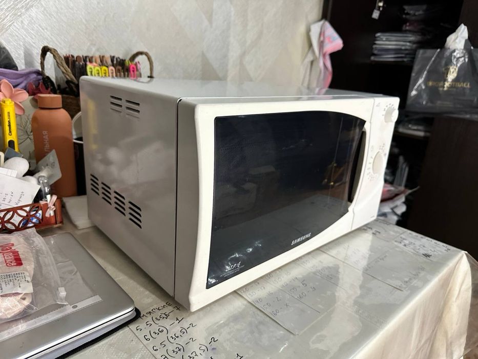 Микроволновка Samsung