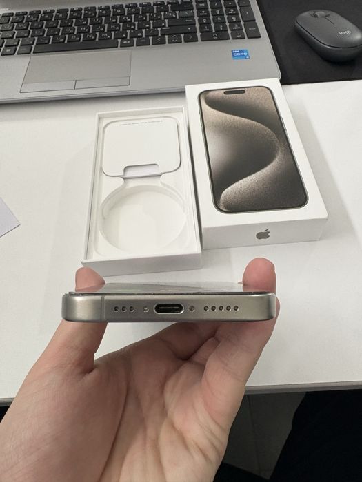 Продам Iphone 15pro